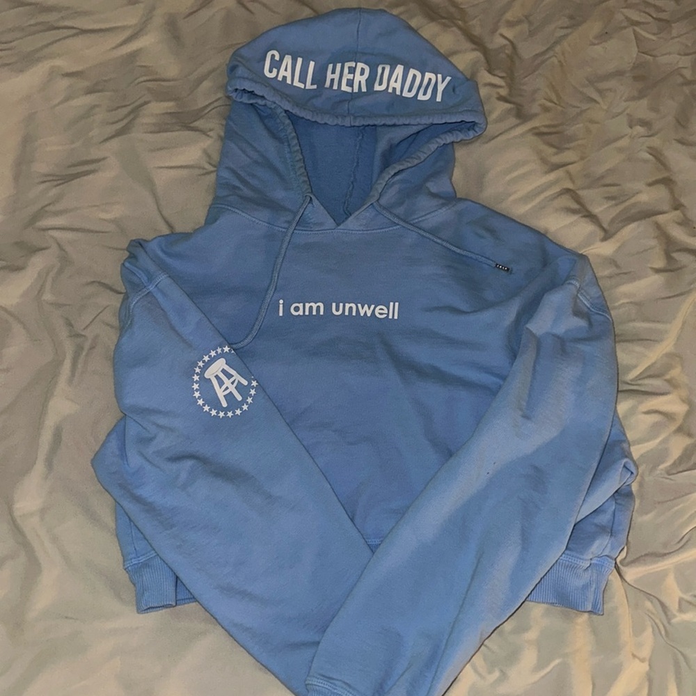 BARSTOOL SPORTS cropped hoodie 💙✨